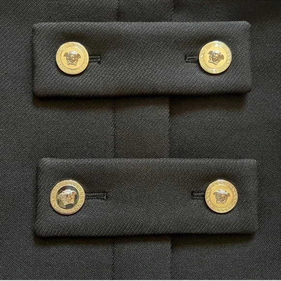 New! VERSACE Medusa Logo Button Embellished Mini Skirt IT 40 - Picture 9 of 11